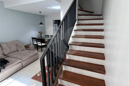 Casa à venda com 2 quartos, sendo 1 suíte, no condomínio Cond Villa D'este, São Paulo - SP