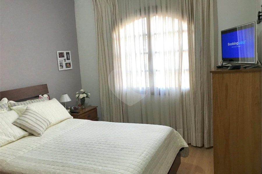 Sobrado à venda com 2 quartos em Tremembé, São Paulo, SP