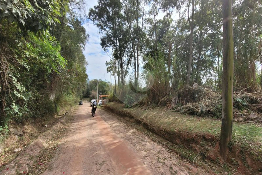 Terreno à venda no condomínio Alpes da Cantareira, Mairiporã - SP