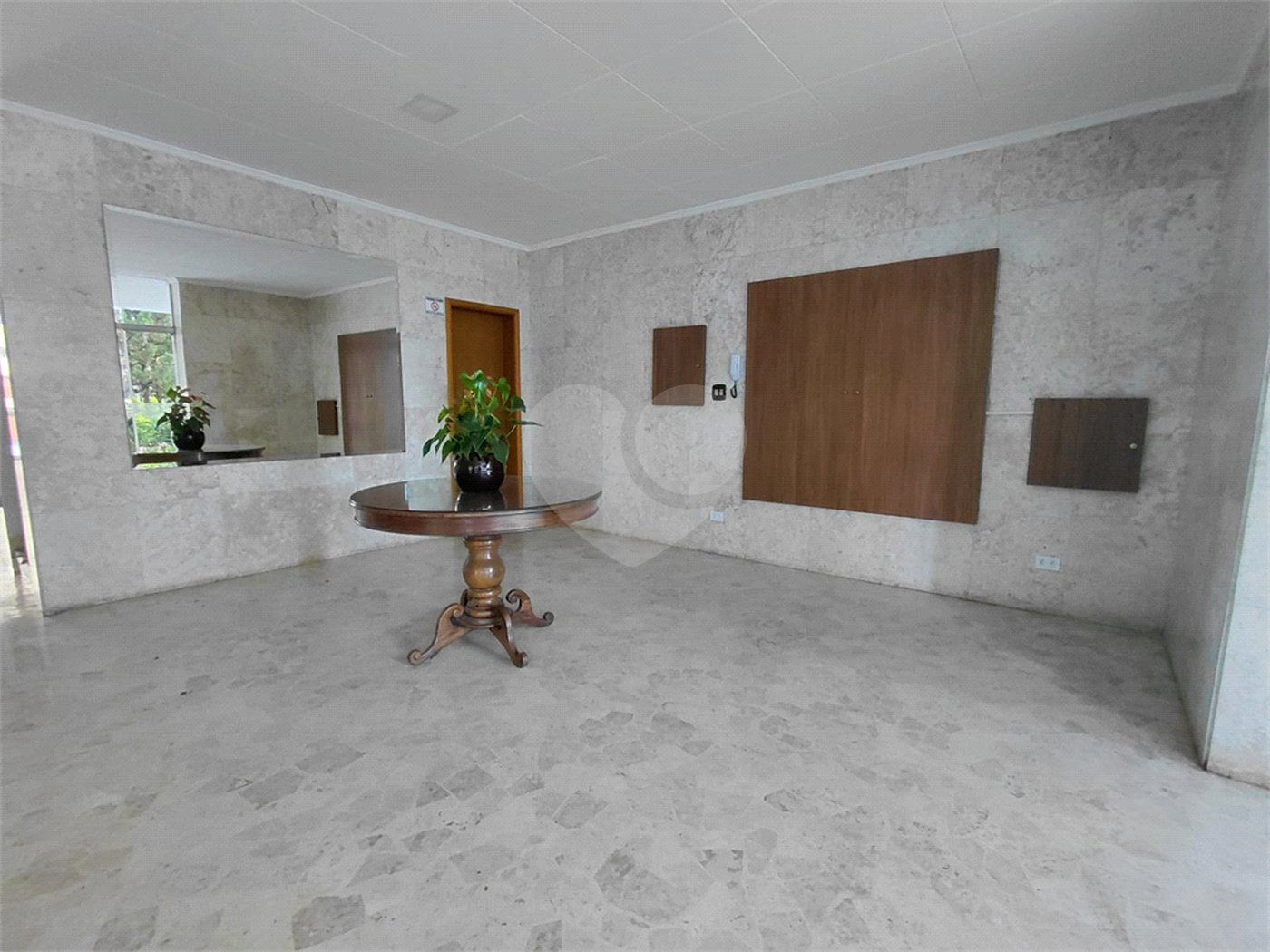 Apartamento à venda com 2 quartos, sendo 1 suíte, em Água Branca, São Paulo, SP