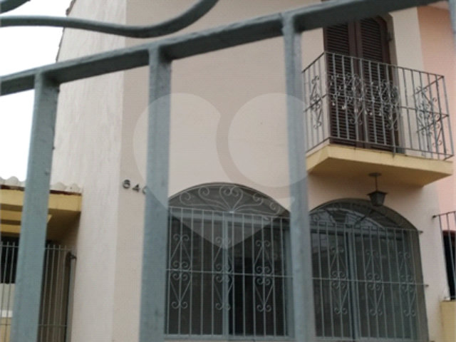 Sobrado à venda com 2 quartos em Santana, São Paulo, SP
