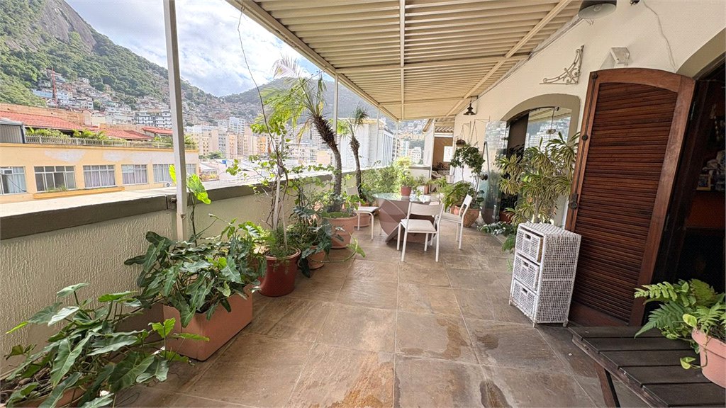 Cobertura à venda com 3 quartos, sendo 1 suíte, em Copacabana, Rio de Janeiro, RJ