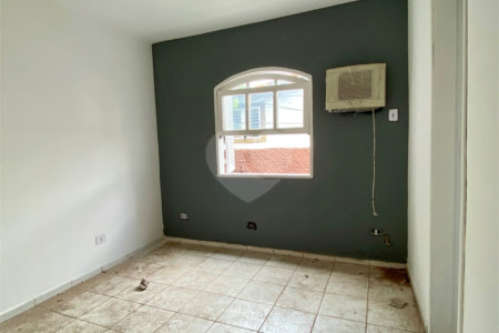Casa à venda com 3 quartos, sendo 2 suítes, em Vila Progredior, São Paulo, SP