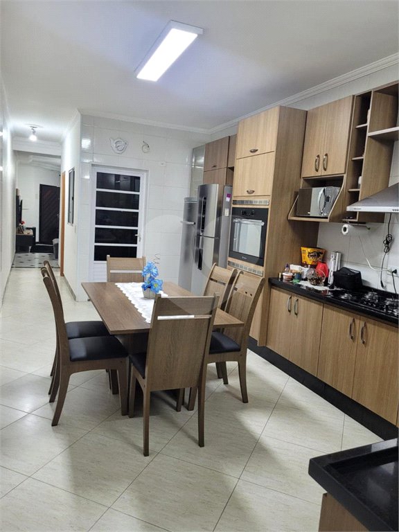 Casa à venda com 3 quartos, sendo 1 suíte, em Jardim Popular, São Paulo, SP