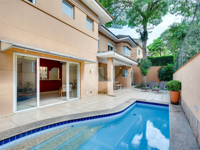 Casa à venda com 4 suítes no condomínio The Buckingham, São Paulo - SP