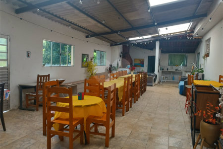 Chácara à venda com 7 quartos, sendo 1 suíte, no Centro (mailasqui), São Roque, SP
