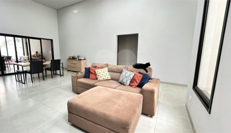 Casa à venda com 3 suítes no condomínio Portal Das Àguas, Três Lagoas - MS