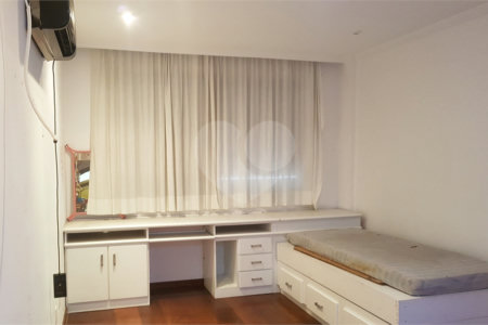 Apartamento à venda com 3 quartos, sendo 1 suíte, em Santana, São Paulo, SP