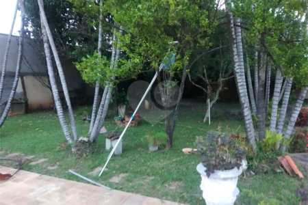 Casa à venda com 4 quartos, sendo 2 suítes,  no condomínio Acmti - Colinas do Mosteiro, Terras de Itaici e Recanto dos Pássaros, Indaiatuba - SP