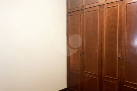 Sobrado à venda com 3 quartos, sendo 1 suíte, em Brooklin, São Paulo, SP