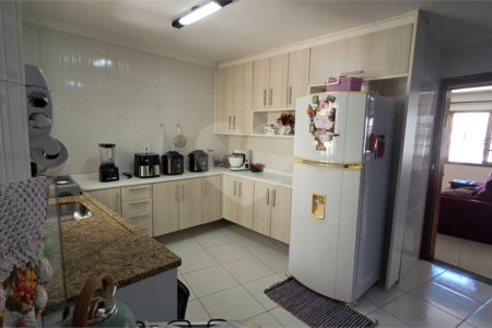 Sobrado à venda com 3 quartos, sendo 1 suíte, em Jardim Arize, São Paulo, SP