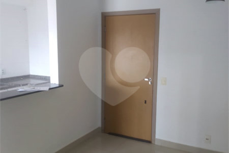 Apartamento à venda com 2 quartos em Dom Aquino, Cuiabá, MT