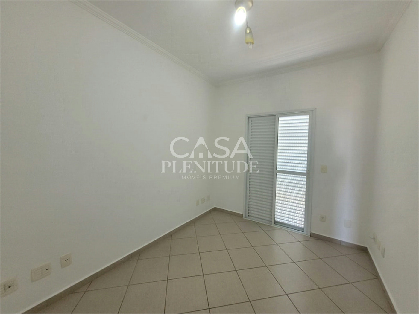 Casa em condomínio à venda com 3 quartos, sendo 1 suíte, em Parque Campolim, Sorocaba, SP