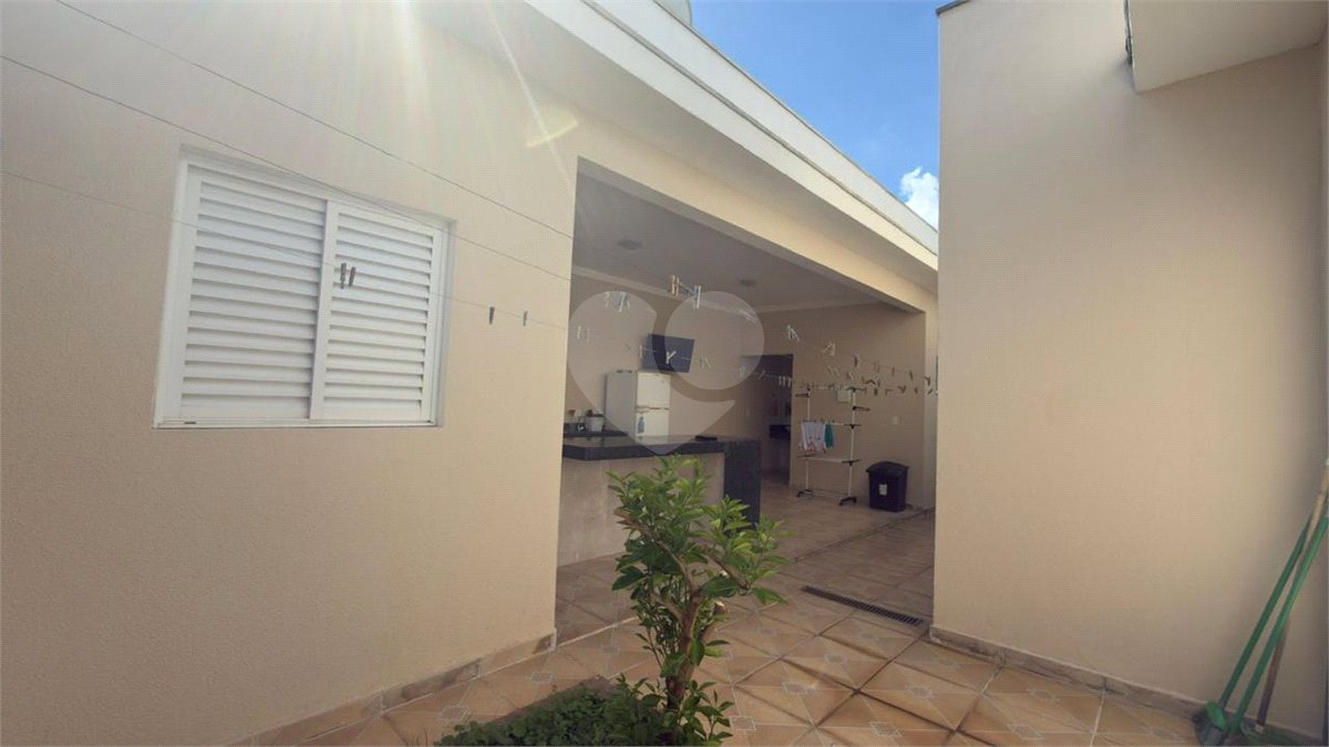 Casa à venda com 4 quartos, sendo 1 suíte,  no condomínio Portobello Sorocaba, Sorocaba - SP
