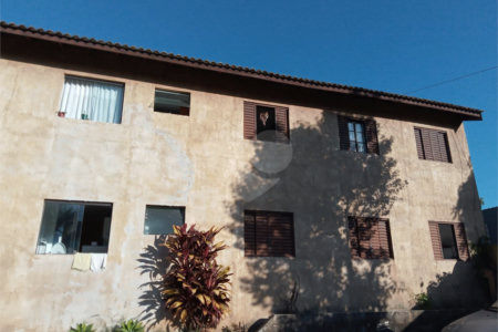 Casa à venda com 21 quartos, sendo 7 suítes, no condomínio De Apartamentos Residenciais- Jardim Morumbi, Atibaia - SP