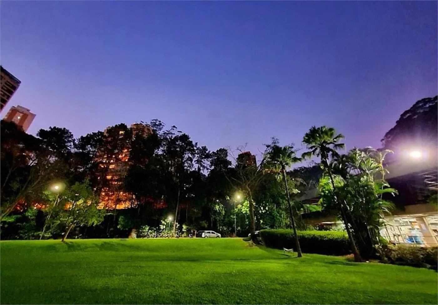 Apartamento à venda com 3 suítes em Vila Suzana, São Paulo, SP