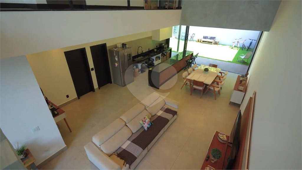 Casa à venda com 3 suítes em Pinheirinho, Vinhedo, SP
