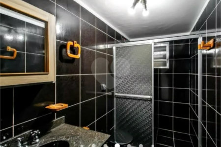 Casa à venda com 4 quartos, sendo 2 suítes, em Jardim Coimbra, São Paulo, SP