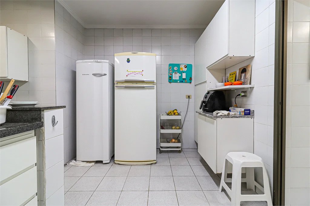 Apartamento à venda com 4 quartos, sendo 2 suítes, em Vila Morumbi, São Paulo, SP