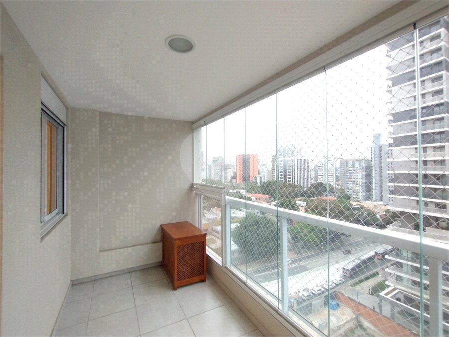Apartamento para alugar com 2 quartos, sendo 1 suíte, em Jardim Europa, São Paulo, SP