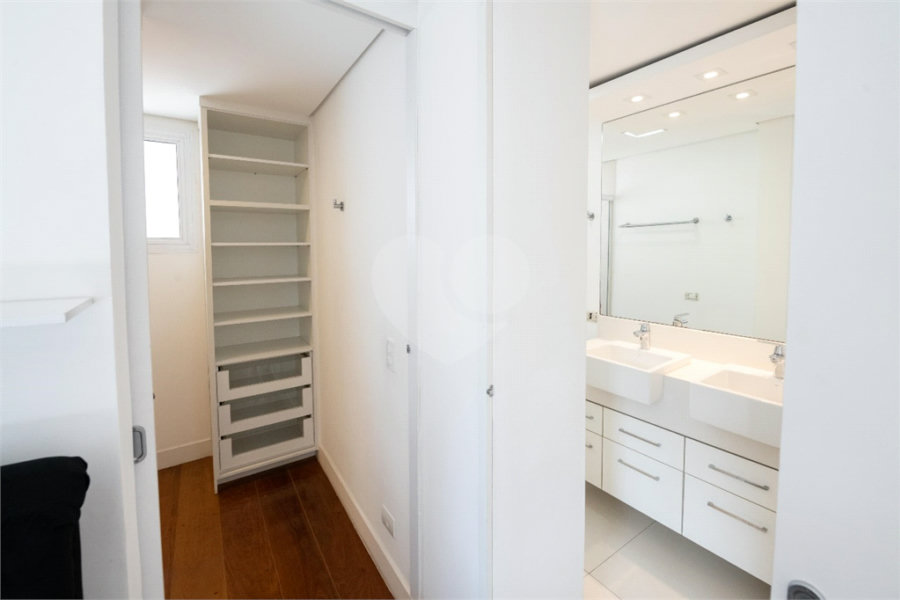 Apartamento à venda com 3 quartos, sendo 1 suíte, em Paraíso, São Paulo, SP