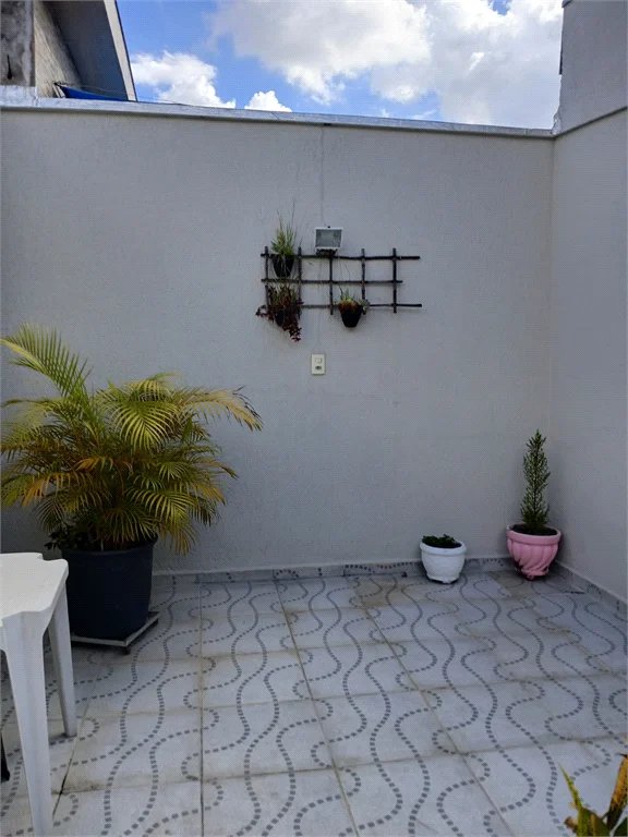 Sobrado à venda com 3 quartos, sendo 1 suíte, em Jardim Humaitá, São Paulo, SP