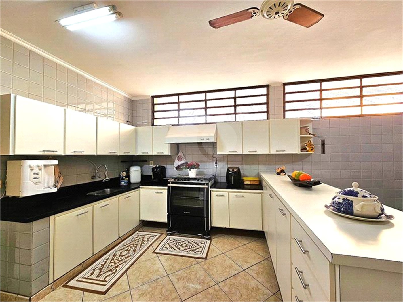 Casa Térrea à venda com 6 quartos, sendo 4 suítes, em Jardim Maria Goretti, Ribeirão Preto, SP
