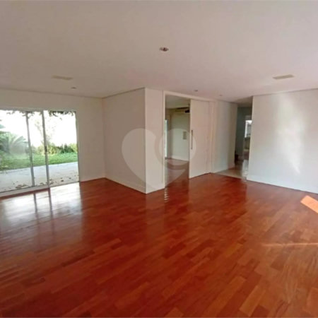 Casa à venda com 3 suítes no condomínio Solares Vila Europa, São Paulo - SP