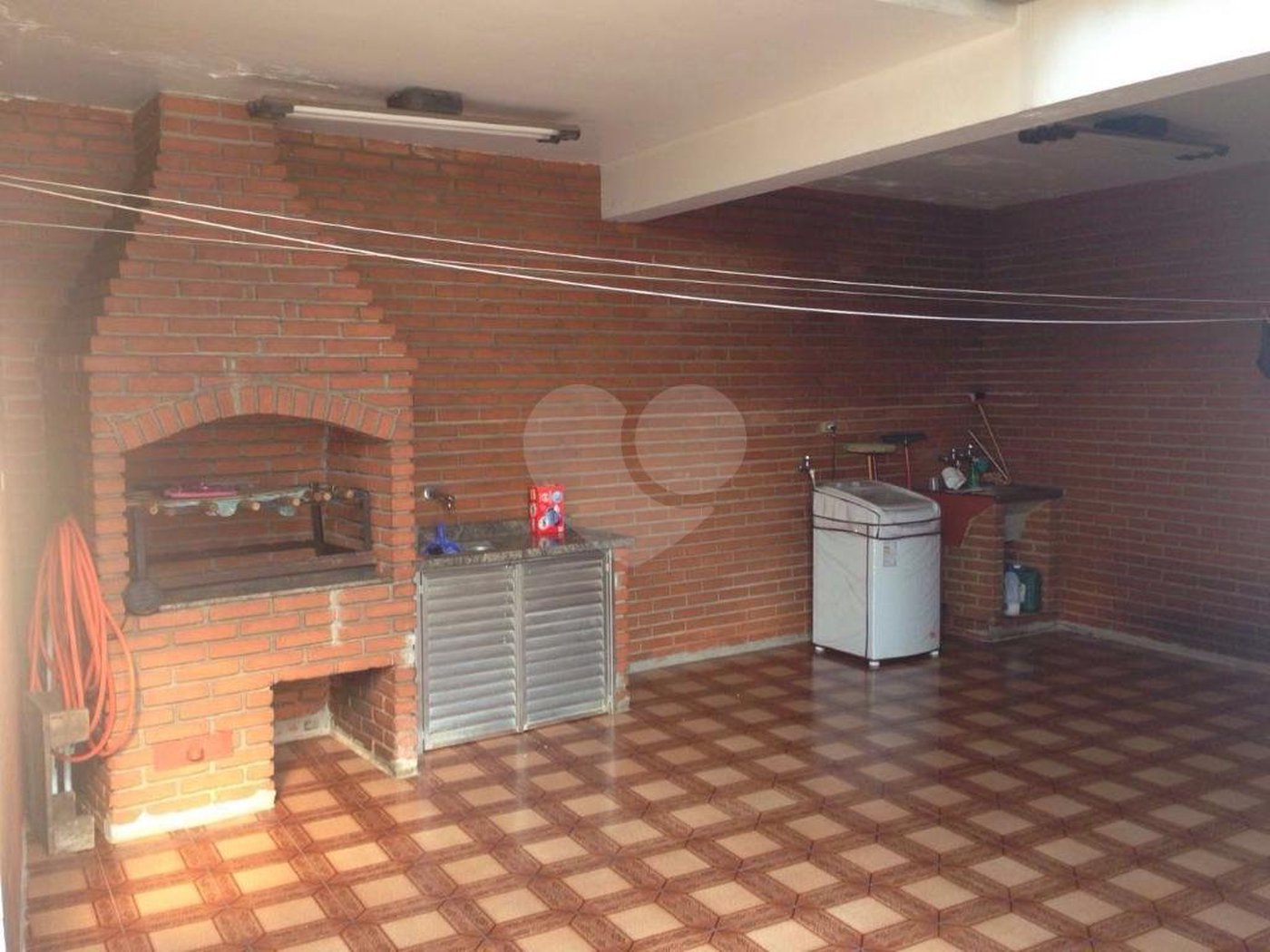 Sobrado à venda com 4 quartos, sendo 1 suíte,  em Jardim Aricanduva, São Paulo, SP