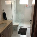 Casa à venda com 3 quartos, sendo 1 suíte, no condomínio Fiorella, Valinhos - SP