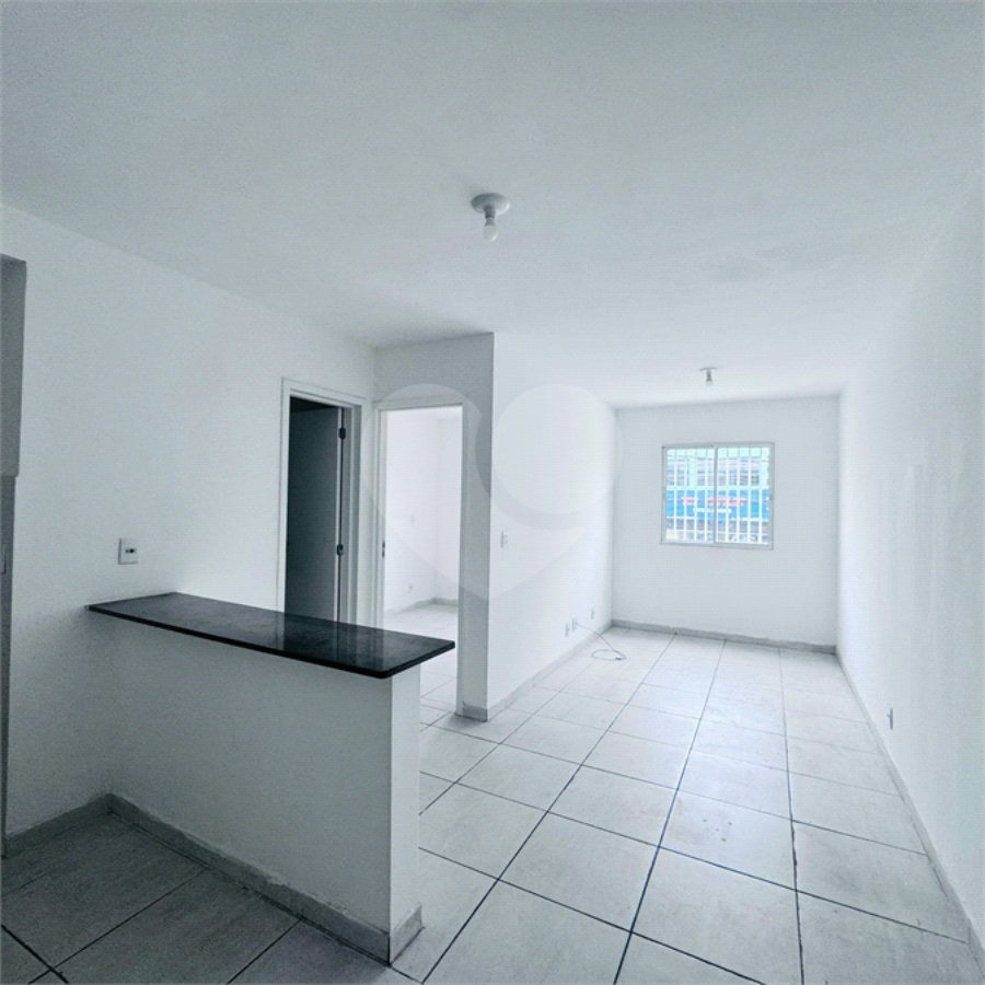 Apartamento para alugar com 1 quarto em Jardim Vila Galvão, Guarulhos, SP
