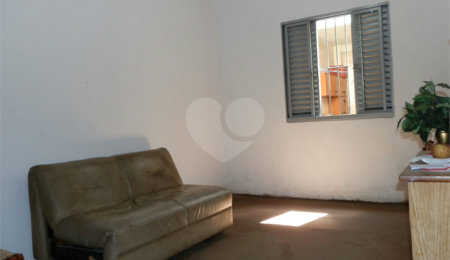 Casa Térrea à venda com 3 quartos, sendo 1 suíte, em Vila Santo Estéfano, São Paulo, SP