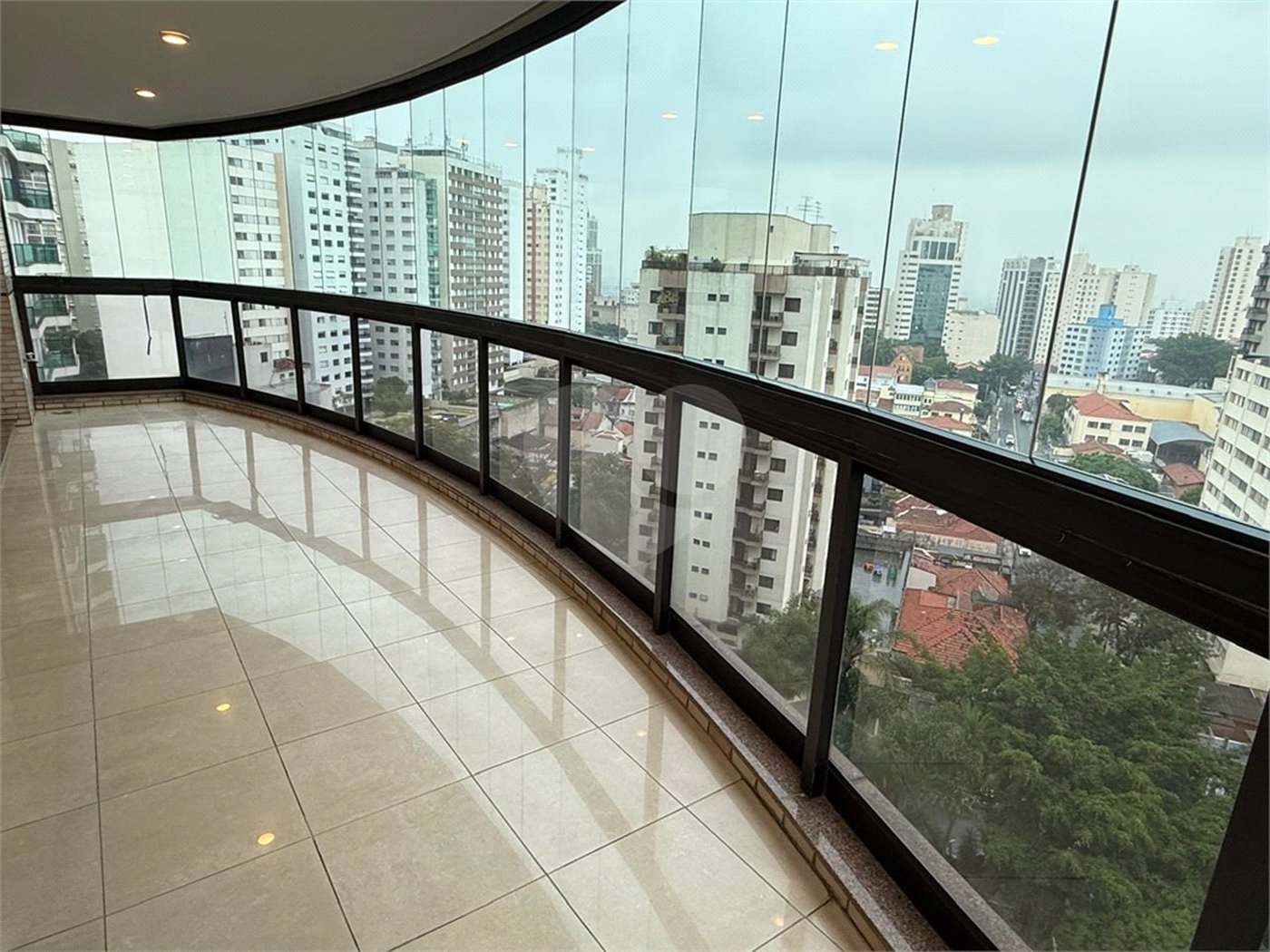 Apartamento à venda com 4 suítes em Santana, São Paulo, SP