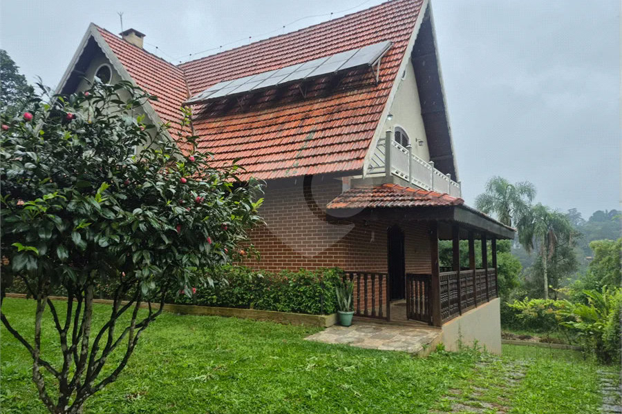 Sobrado à venda ou para alugar com 3 suítes em SERRA DA CANTAREIRA, Mairiporã, SP