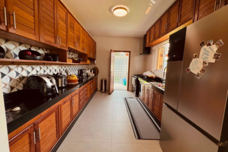 Casa para alugar com 2 suítes, no condomínio Outeiro São Francisco, Porto Seguro - BA