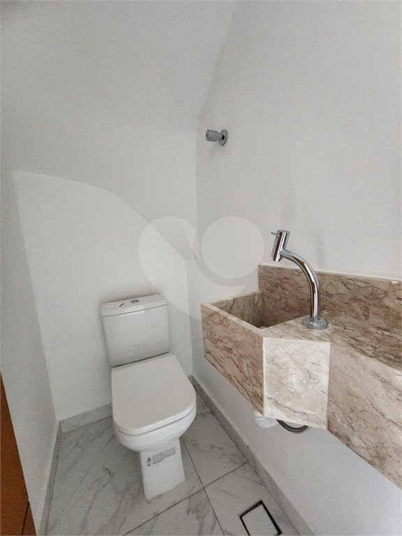 Sobrado à venda com 3 suítes em Vila Mazzei, São Paulo, SP