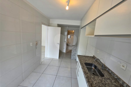 Apartamento 3 quartos i suíte e varanda Residencial Beatrice SPE