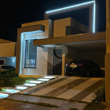 Terreno à venda com 3 suítes no condomínio Residencial Veneza, Mogi das Cruzes - SP