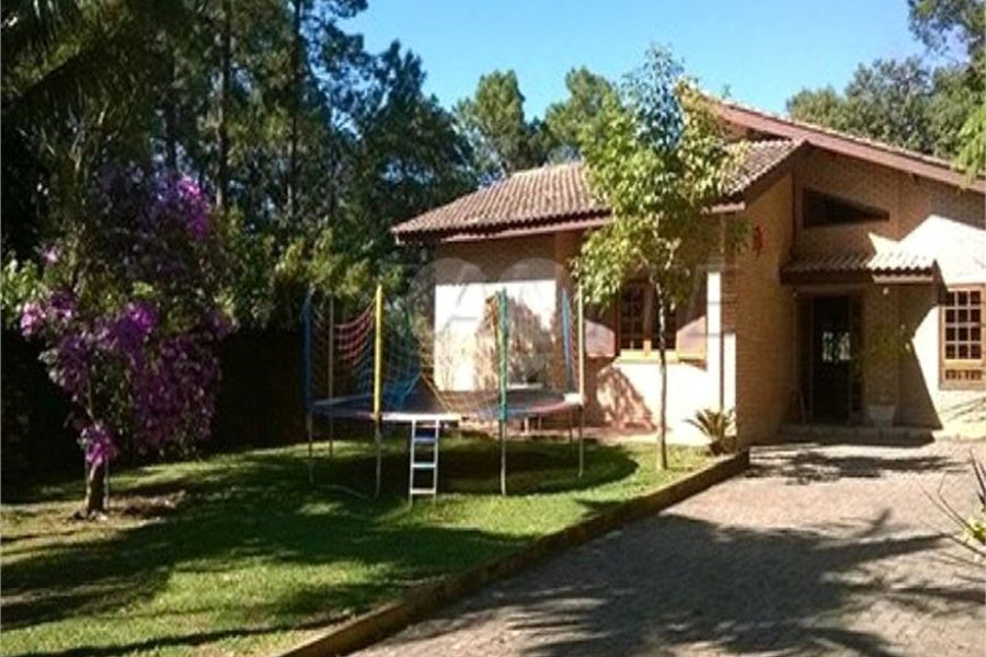 Casa à venda com 3 quartos, sendo 1 suíte, em Serra da Cantareira, Mairiporã, SP