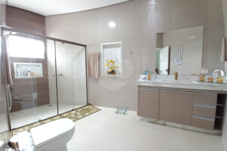 Casa à venda com 3 quartos, sendo 1 suíte,  no condomínio Villagio Milano, Sorocaba - SP