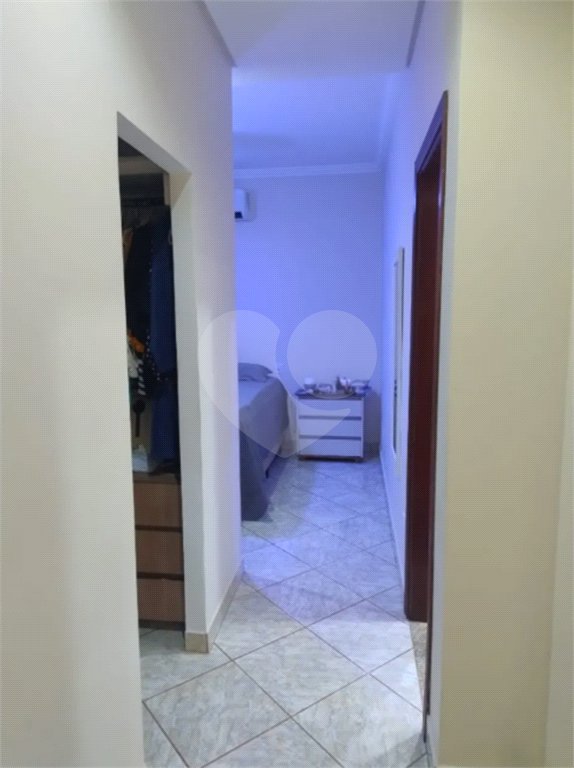 Sobrado à venda com 5 quartos, sendo 3 suítes, em Ribeirânia, Ribeirão Preto, SP