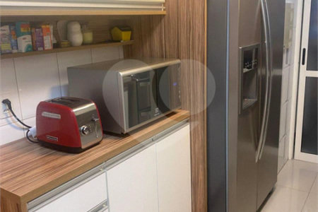 Apartamento à venda com 3 quartos, sendo 1 suíte, em Indianópolis, São Paulo, SP