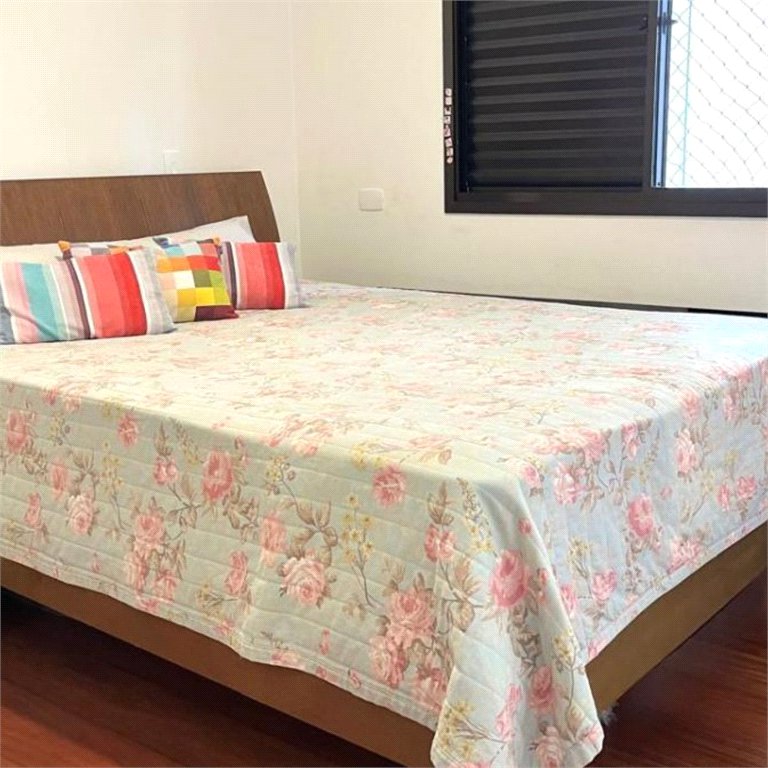 Apartamento à venda com 4 quartos, sendo 3 suítes,  em Vila Mariana, São Paulo, SP