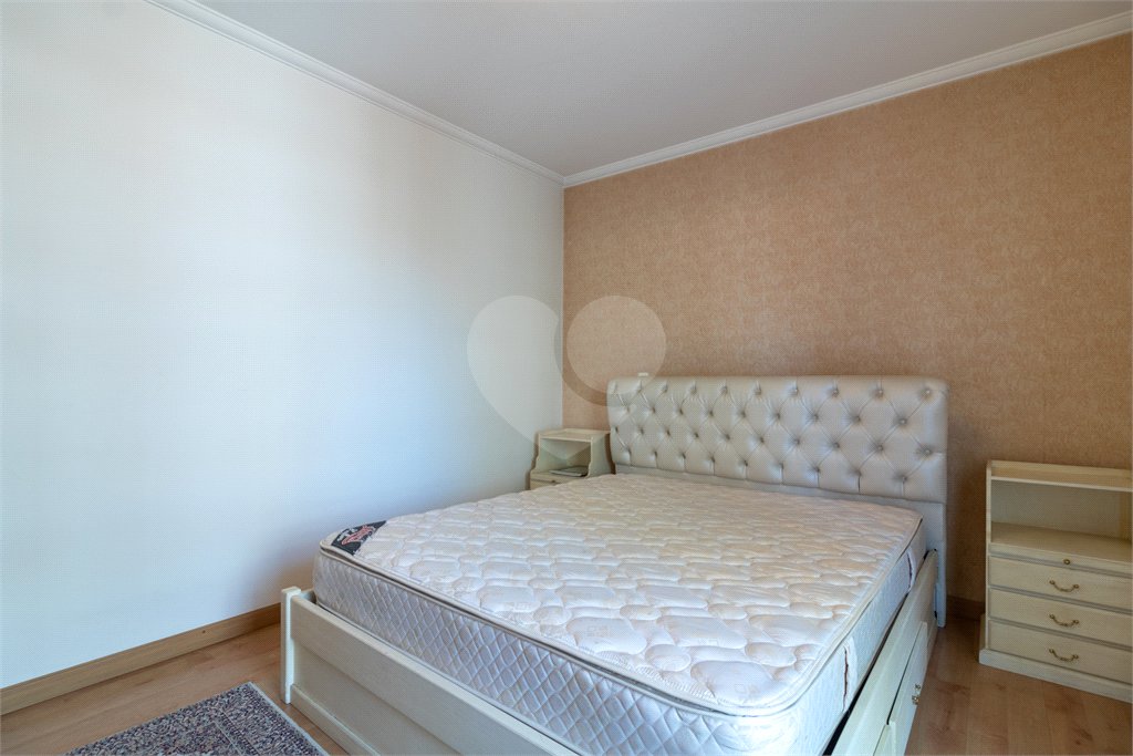 Apartamento à venda com 4 quartos, sendo 3 suítes, em Brooklin Paulista, São Paulo, SP