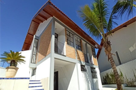 Sobrado para alugar com 3 quartos, sendo 1 suíte,  em Vila Oliveira, Mogi das Cruzes, SP