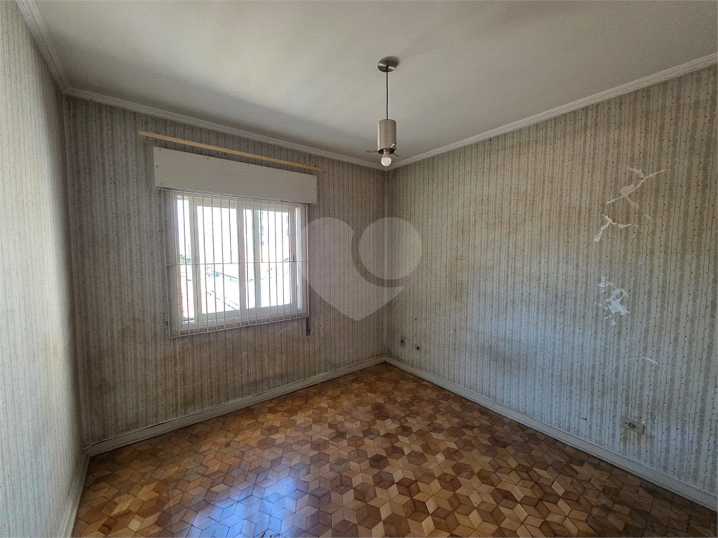 Sobrado à venda com 4 quartos, sendo 1 suíte,  em Santa Teresinha, São Paulo, SP