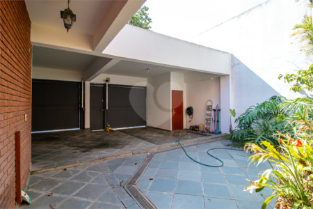 Casa à venda com 3 suítes em Chácara Flora, São Paulo, SP