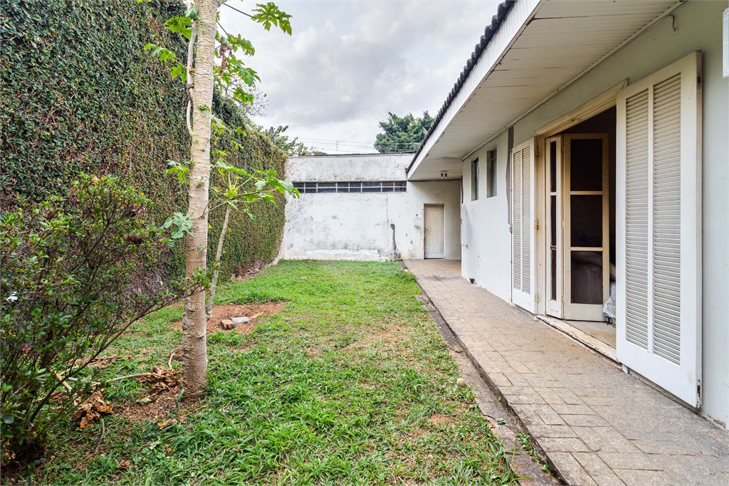 Casa à venda com 3 quartos, sendo 2 suítes,  em Alto da Boa Vista, São Paulo, SP