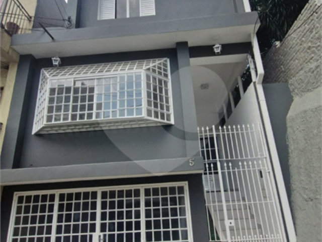 Casa de Vila à venda com 3 suítes em Santana, São Paulo, SP