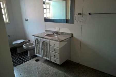 Sobrado à venda com 3 quartos, sendo 1 suíte,  em Planalto Paulista, São Paulo, SP